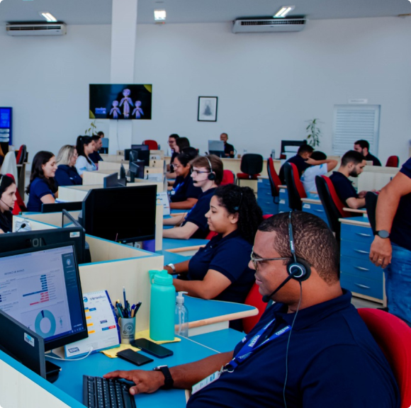 Equipe da Gazin Seguros na certificação GPTW